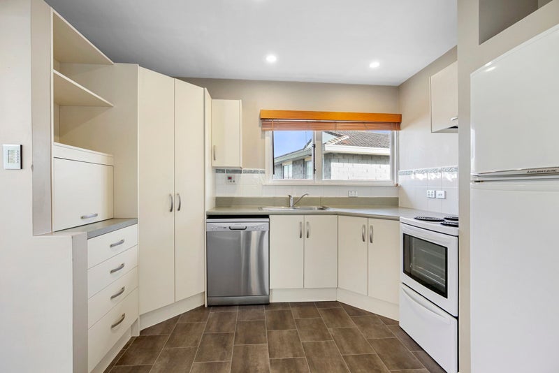 7 Carters Road, Aranui, Christchurch - Carousel 2