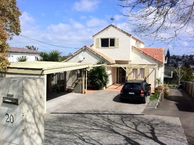 20 Dallinghoe Crescent, Milford, Auckland - Carousel 1