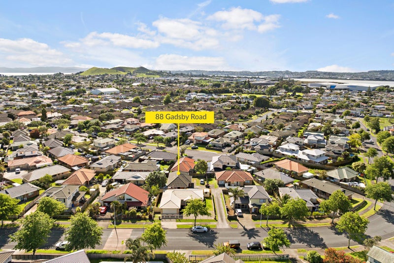 88 Gadsby Road, Favona, Auckland - Carousel 2