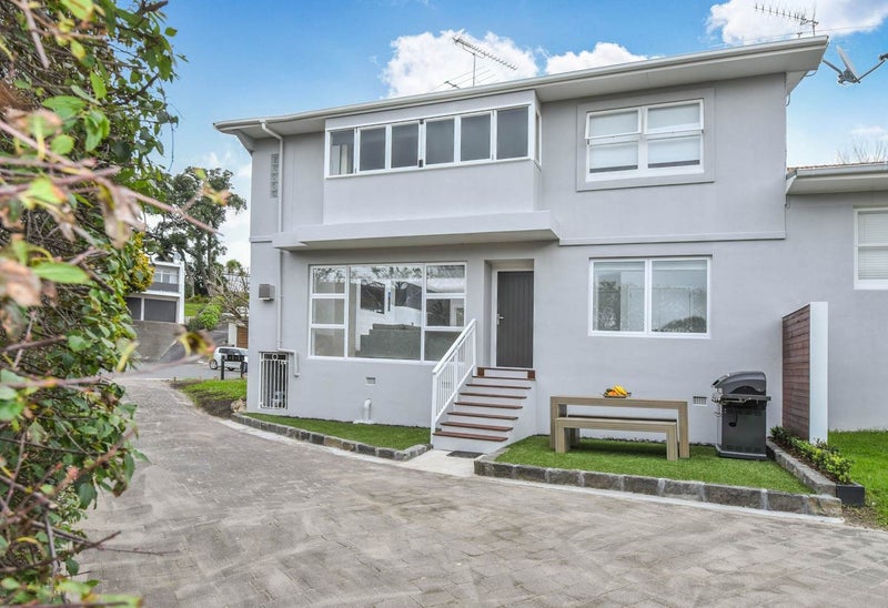 15B Saratoga Avenue, Herne Bay, Auckland - Carousel 1