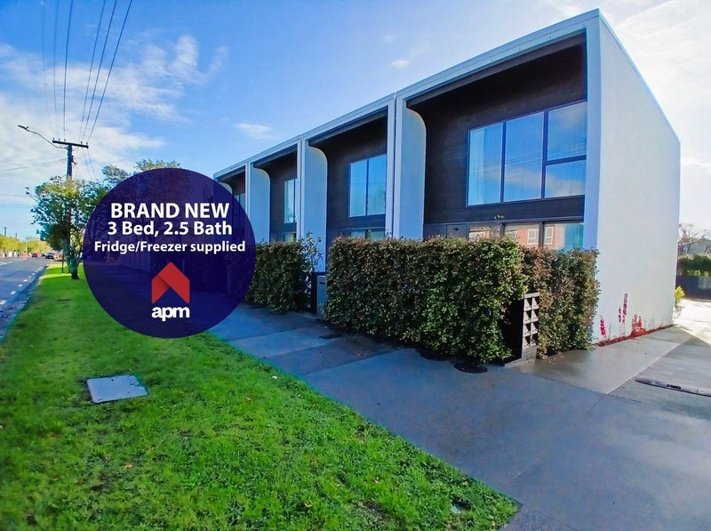 2/19 Huia Road, Point Chevalier, Auckland - Carousel 1