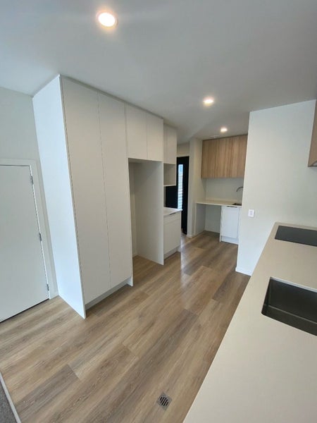 16 Te Ara o Ralph Olsen, Wainuiomata, Lower Hutt - Carousel 2