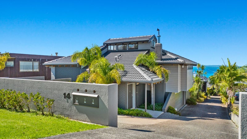 1/14 Marama Street, Castor Bay, Auckland - Carousel 1
