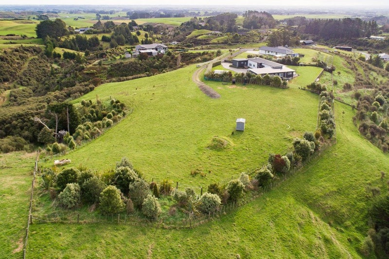 98 Lacebark Drive, Linton, Palmerston North - Carousel 6