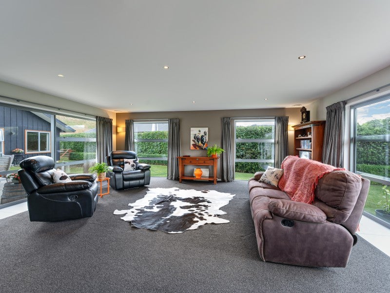 4 Herries Lane, Lake Hayes, Queenstown - Carousel 2