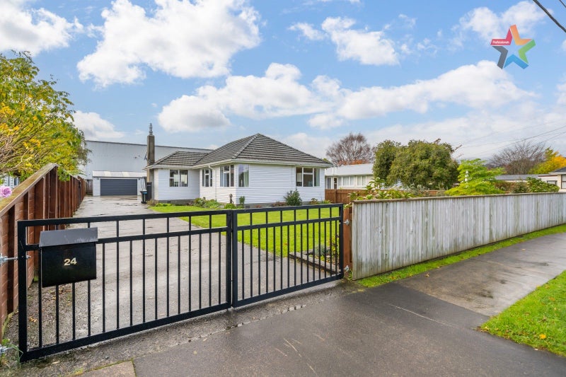 24 Byron Street, Trentham, Upper Hutt - Carousel 1