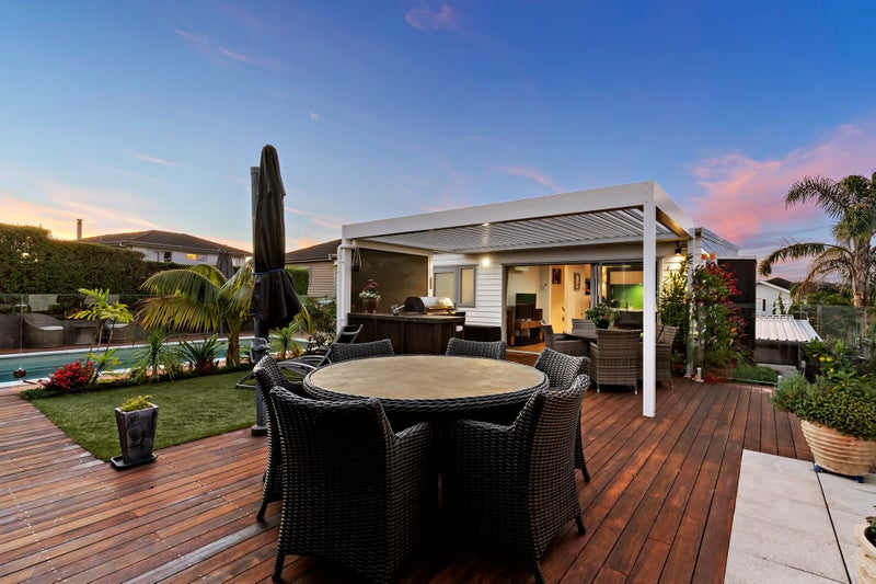 7 Vera Court, Siverdale - Carousel 30