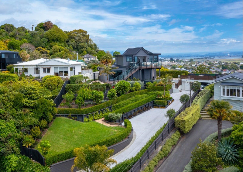 46 Bisley Avenue, Moana, Nelson - Carousel 20