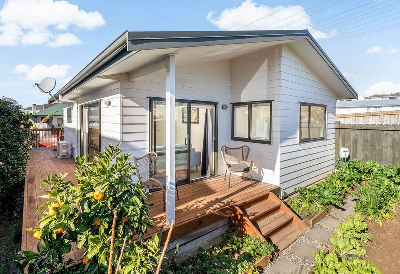 164 Barrack Road, Mt Wellington, Auckland - Carousel 1