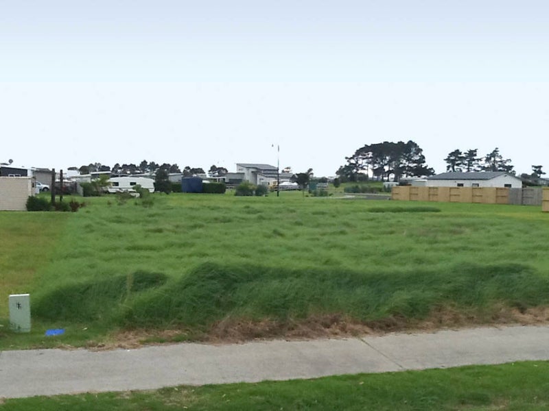 307 Harbour Drive East, Matarangi, Whitianga - Carousel 1