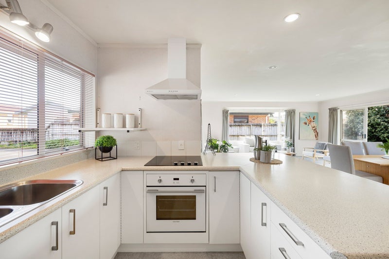 30A Taylor Terrace, St Andrews, Hamilton - Carousel 2