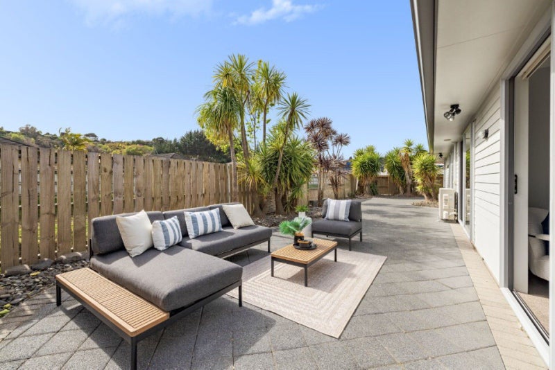 23 Lisa Place, Brookfield, Tauranga - Carousel 2