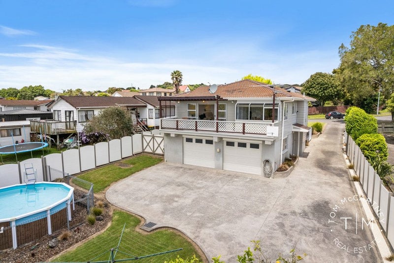21 Greenstone Place, Clover Park, Auckland - Carousel 1