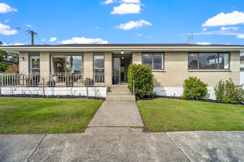 1/31 Cliff Road, Torbay, Auckland - Carousel 2