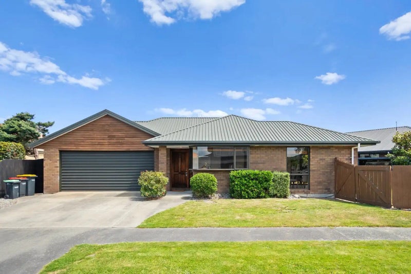 6 Shenley Drive, Belfast, Christchurch - Carousel 1