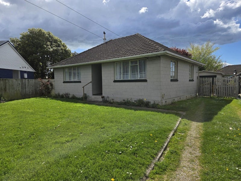 36 Bellbrook Crescent, Shirley, Christchurch - Carousel 1