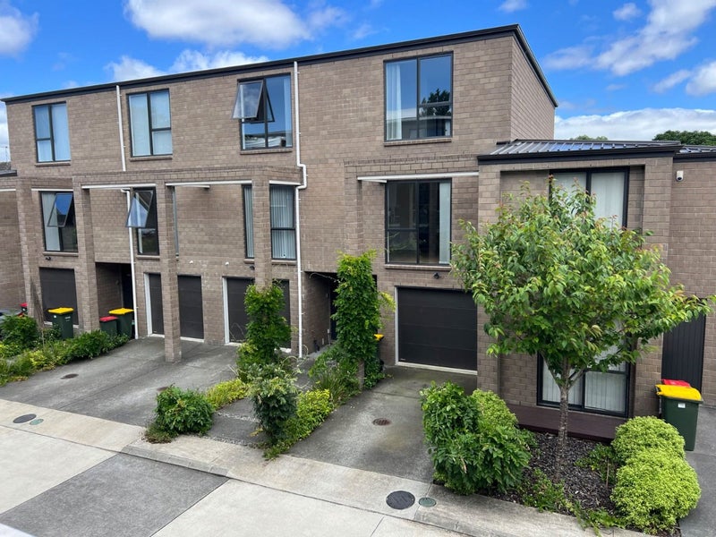 1131B New North Road, Mount Albert, Auckland - Carousel 1