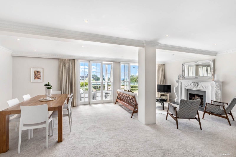 2/10 Brighton Road, Parnell, Auckland - Carousel 2