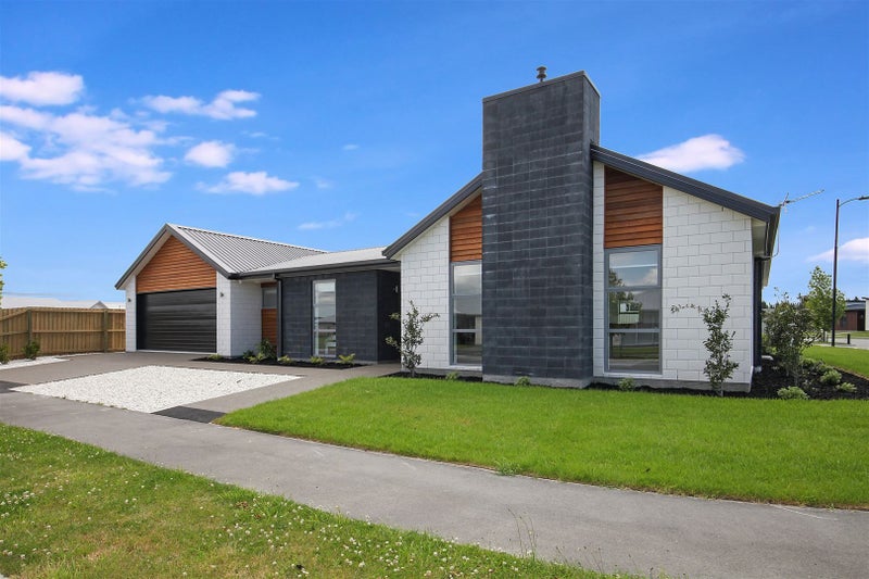 2 Loch Tanna Way, Broomfield, Christchurch - Carousel 2