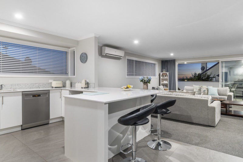 3B Pillans Road, Otumoetai, Tauranga - Carousel 2