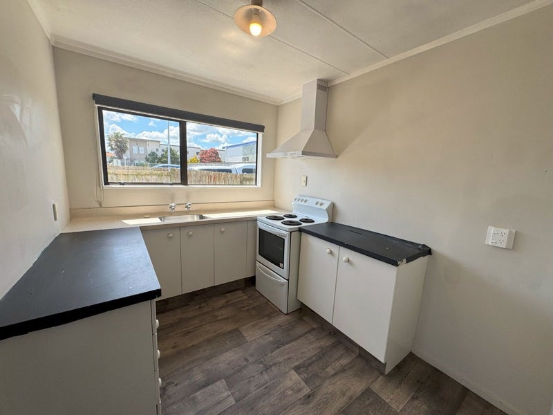 30 Ngata Street, Palmerston North, Palmerston North - Carousel 2