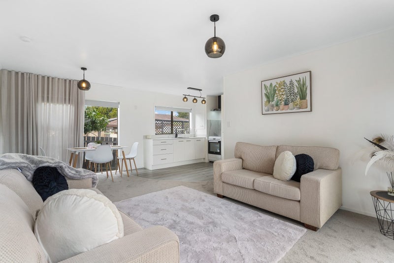 2/36 Trentham Road, Papakura, Auckland - Carousel 2