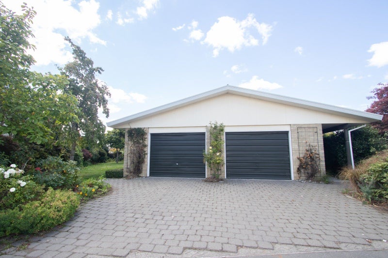 19 Buchanan Place, Allenton, Ashburton - Carousel 24