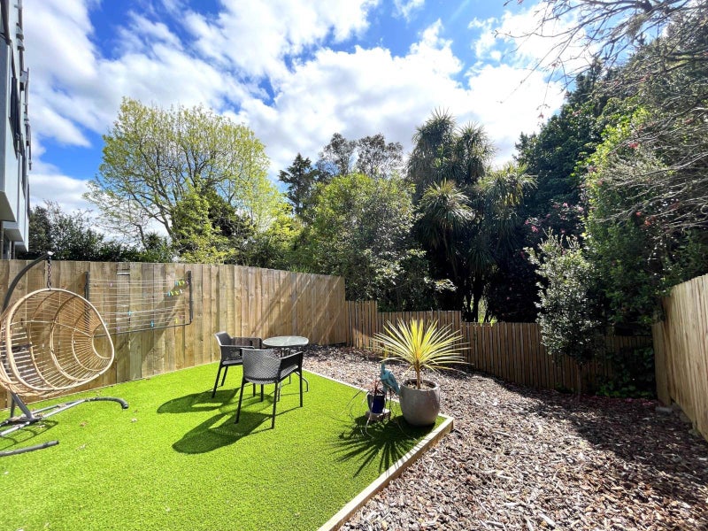 28E Noall Street, Te Atatū Peninsula, Auckland - Carousel 12