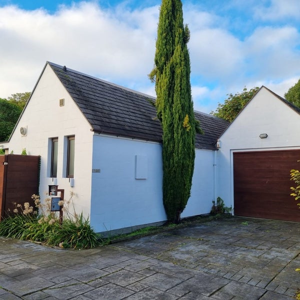 100 Beachville Road, Redcliffs, Christchurch - Carousel 1