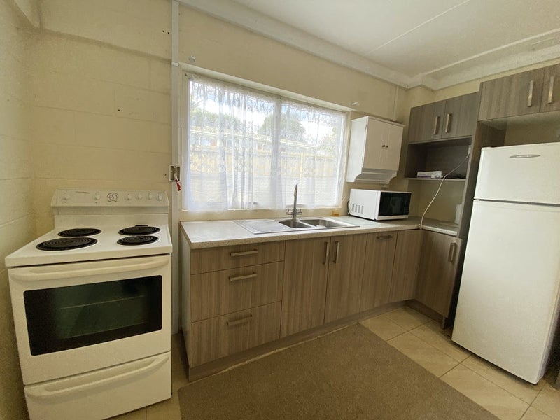 17 Freshney place, Hill Park, Auckland - Carousel 2