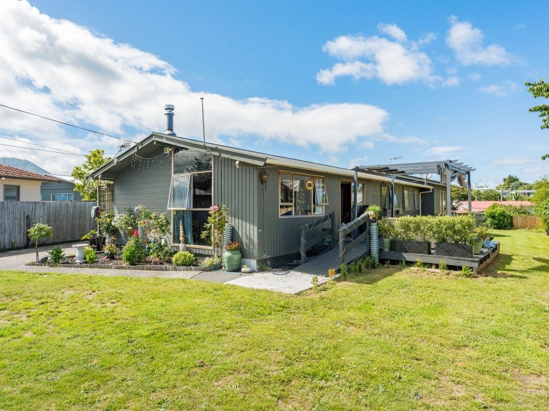 7 Elizabeth Street, Tauhara, Taupo - Carousel 1