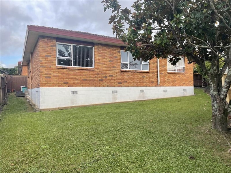 33D Kirby Street, Glendene, Auckland - Carousel 11