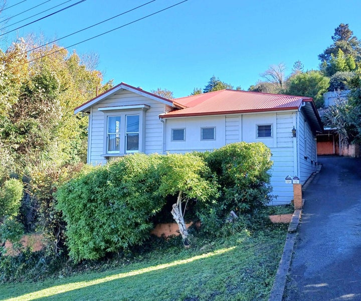 72 Russell Street, Stepneyville, Nelson - Carousel 1