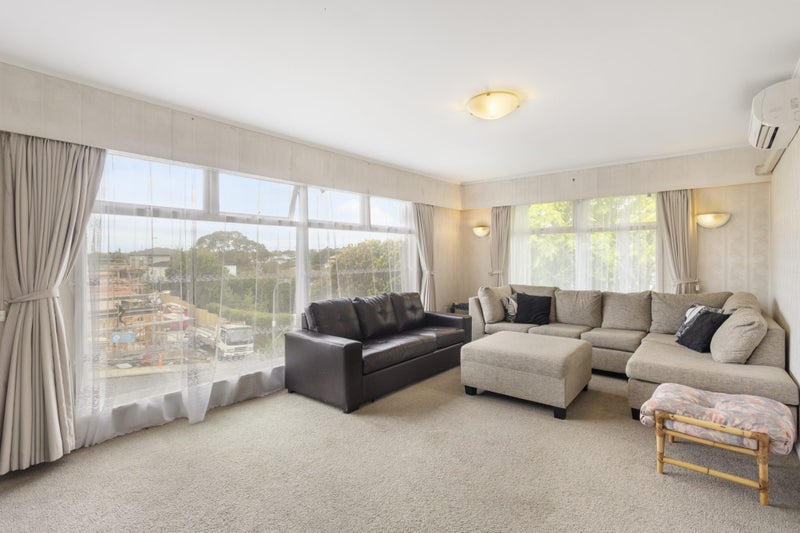 4 Catton Crescent, Mount Roskill, Auckland - Carousel 2