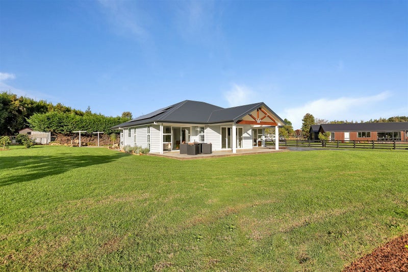 21 Corsair Drive, Whangarei - Carousel 2