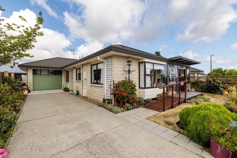 2A Belvedere Crescent, Takaro, Palmerston North - Carousel 1