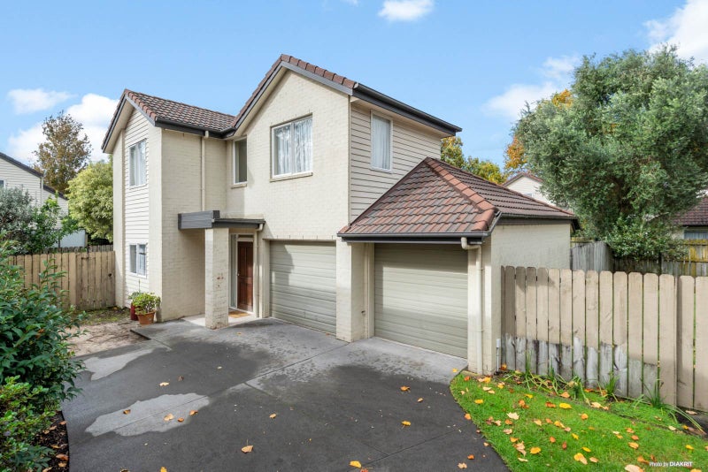 7 Sires Parkway, Takanini, Auckland - Carousel 1