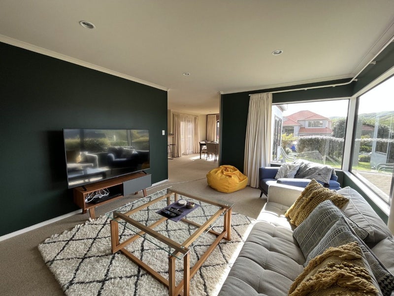 18 Pendennis Point, Camborne, Porirua - Carousel 2