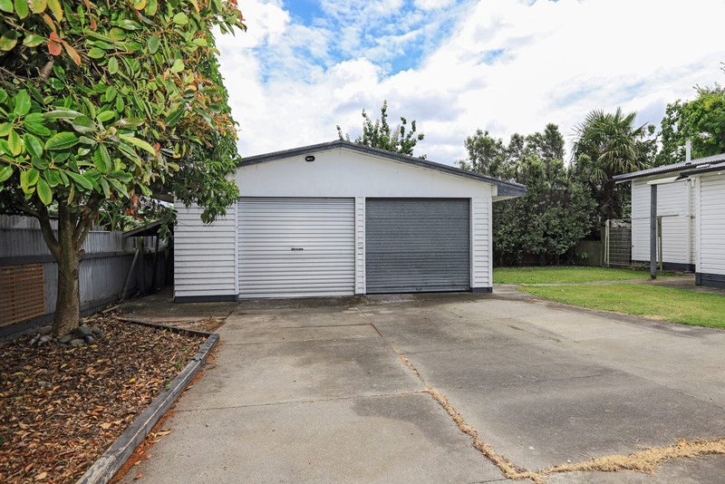 1015 Heretaunga Street East, Parkvale, Hastings - Carousel 13