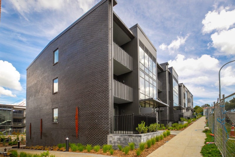 203/8A Ko Street, Northcote, Auckland - Carousel 2