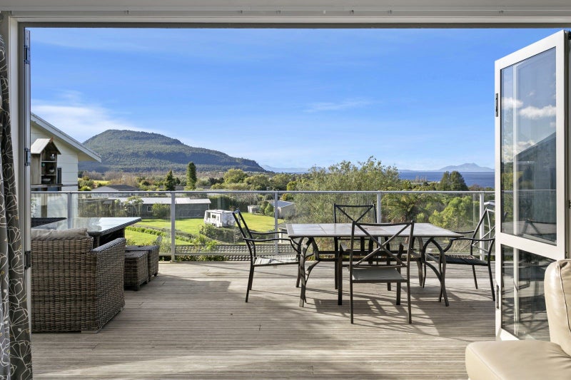 7 Koromiko Place, Omori, Tūrangi - Carousel 1