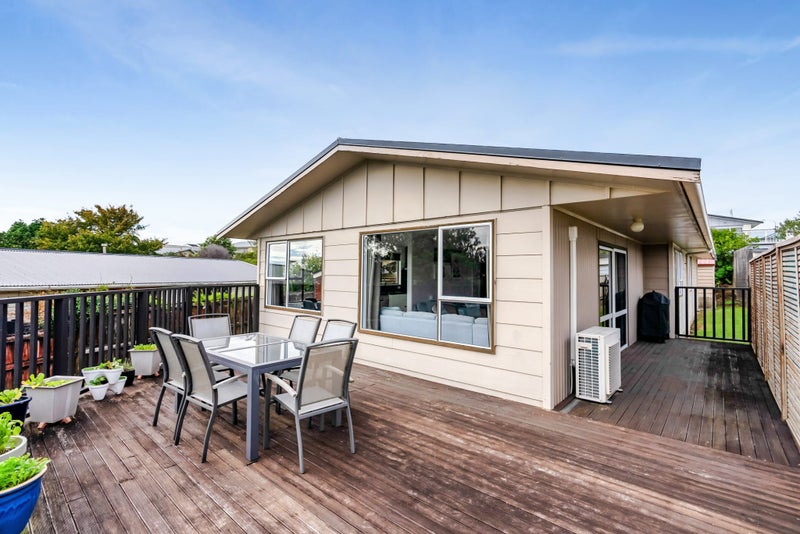 9 Culzean Grove, Bell Block, New Plymouth - Carousel 1