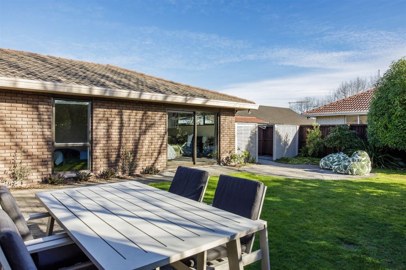 6 Cherrywood Place, Redwood, Christchurch - Carousel 2