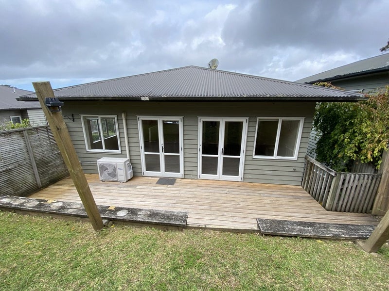 11/61 The Avenue, Albany, Auckland - Carousel 19