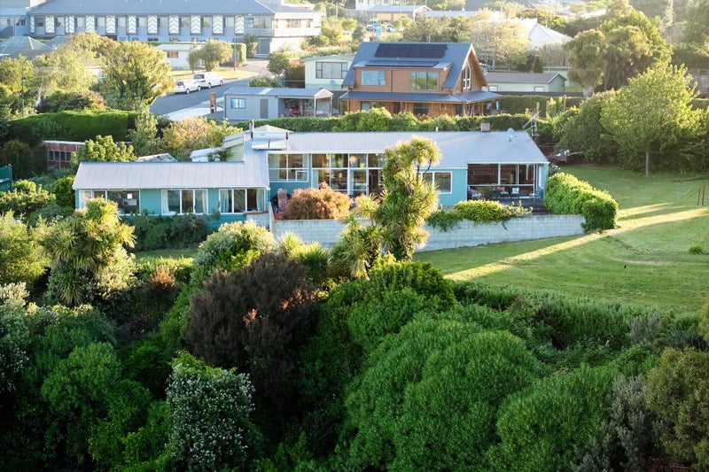 12 Deal Street, Kaikoura - Carousel 2