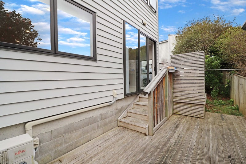 7/60 Broderick Road, Johnsonville, Wellington - Carousel 1