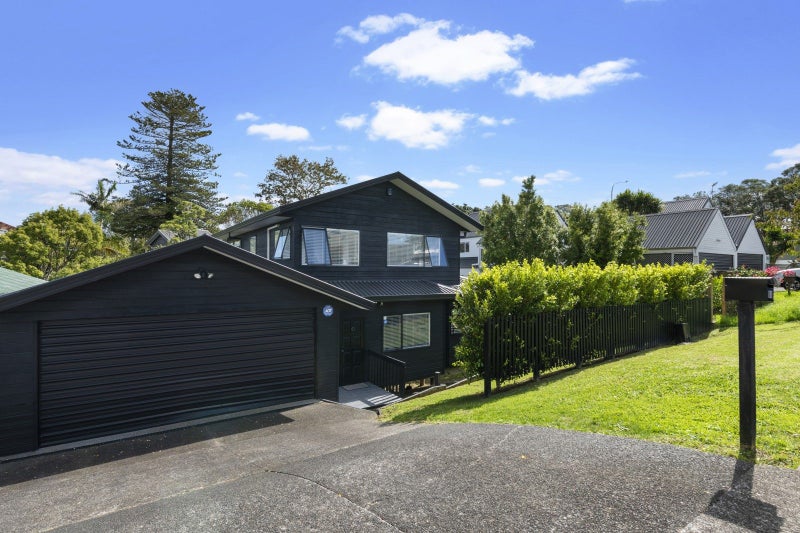 3/1 Valley Road, Northcote, Auckland - Carousel 1