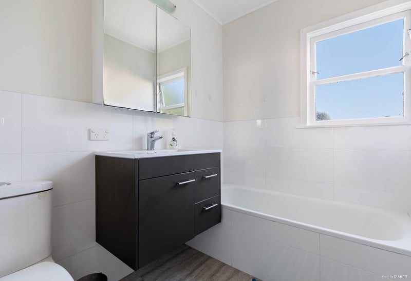 18 Madison Place, Forrest Hill, Auckland - Carousel 12