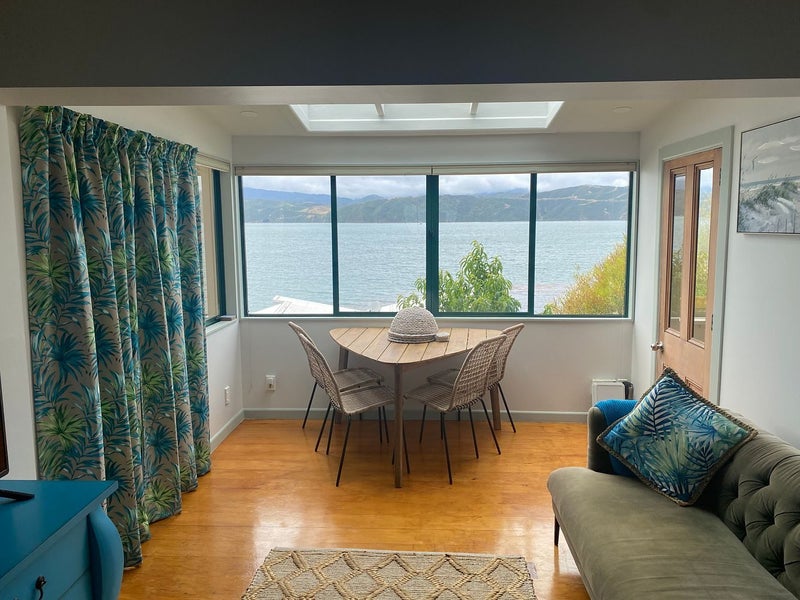 277 Karaka Bay Road, Karaka Bays, Wellington - Carousel 1