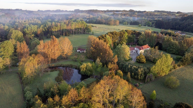 55 Three Oaks Drive, Albany - Carousel 1